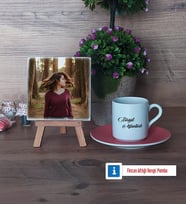 İsme Özel Fotoğraflı Dekoratif Taş, Ahşap Altlıklı Türk Kahvesi Fincanı Hediye (Model 6)