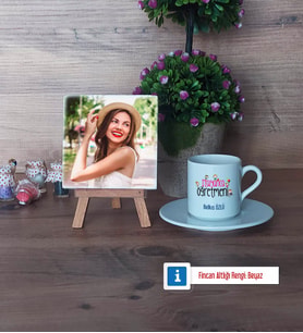 İtalyanca Öğretmeni Fotoğraflı Dekoratif Taş, Ahşap Altlıklı Türk Kahvesi Fincanı Hediye (Model 2)