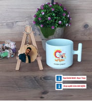 Grafiker Kupa Bardak Beyaz ve Fotoğraflı Ahşap Anahtarlık Hediye (Model 12)