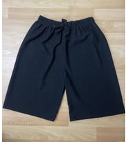 Betimoda Kadın Beli Lastikli Bol Paça Oversize Bürümcük Kumaş Şort (Siyah)