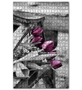 Cakapuzzle Siyah Beyaz Bankta Renkli Mor Laleler Puzzle Yapboz MDF (Ahşap) (1000 Parça)