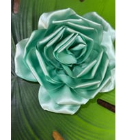 SATEN KABARTMA ÇİÇEK GİYİM DİKİŞ AKSESUARI ABİYE AKSESUARI ÇAP 22 CM (Yeşil)
