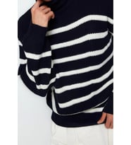 Stil Modern Unisex Regular Düşük Kol Balıkçı Yaka Casual Unisex Fit Geniş Kalıp Çizgili Triko Kazak (Lacivert)