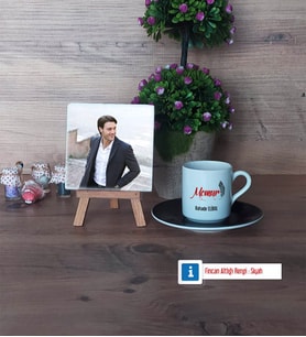 Memur Fotoğraflı Dekoratif Taş, Ahşap Altlıklı Türk Kahvesi Fincanı Hediye (Model 7)
