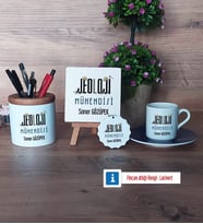 Jeoloji Mühendisi Hediye Seti Dekoratif Taş, Kalemlik, Ahşap Altlıklı Türk Kahvesi Fincanı, Ahşap Anahtarlık Hediye (Model 4)