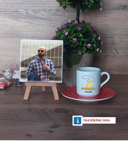 Antrenör Fotoğraflı Dekoratif Taş, Ahşap Altlıklı Türk Kahvesi Fincanı Hediye (Model 8)