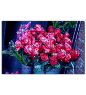 Cakapuzzle Saksı İçinde Muhteşem Kırmızı Güller Puzzle Yapboz MDF (Ahşap) (255 Parça)