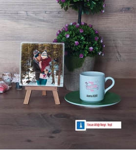 Anneler Günü Hediyesi Fotoğraflı Dekoratif Taş, Ahşap Altlıklı Türk Kahvesi Fincanı Hediye (Model 9)