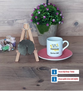 Mühendisler Günü Hediyesi Türk Kahvesi Fincanı Ahşap Altlıklı ve Fotoğraflı Ahşap Anahtarlık Hediye (Model 6)