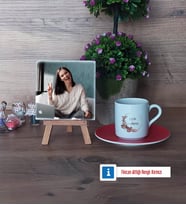 Doğum Günü Hediyesi İsme Özel Fotoğraflı Dekoratif Taş, Ahşap Altlıklı Türk Kahvesi Fincanı Hediye (Model 3)