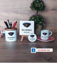 Özel Güvenlik Görevlisi Hediye Seti Dekoratif Taş, Kalemlik, Ahşap Altlıklı Türk Kahvesi Fincanı, Ahşap Anahtarlık Hediye (Model 6)