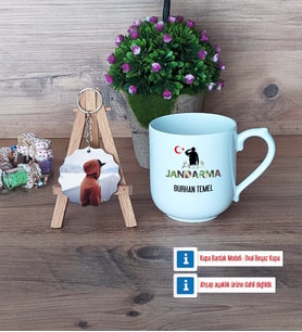 Jandarma Kupa Bardak Beyaz ve Fotoğraflı Ahşap Anahtarlık Hediye (Model 5)