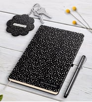BK Gift Kişiye Özel İsimli Beyaz Defter Kalem Ve Anahtarlık Hediye Seti-28 (Model 2)
