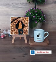 Sevimli Panda Fotoğraflı Dekoratif Taş, Ahşap Altlıklı Türk Kahvesi Fincanı Hediye (Model 1)