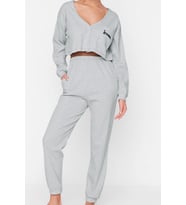 Tarz Rahat Uzun Kollu Boru Paça Fitilli Pamuklu Nakışlı Örme Pijama Takımı (Gri)