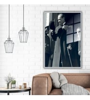 Metal Çerçeveli Temperli Cam Ofis Tablosu Mustafa Kemal Atatürk (Gümüş)
