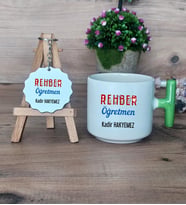Rehber Öğretmeni Hediye Seti Kupa Bardak T Kulplu ve Anahtarlık Öğretmenler Günü Hediyesi (Model 8)