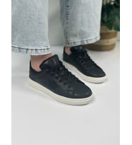 Günlük Kadın Sneaker Bağcıklı Yıldız Detay Tırtık Taban Rahat Spor Ayakkabı 602 (Siyah - Beyaz)