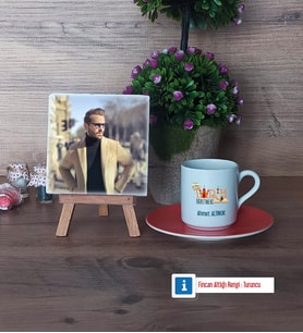 Tarih Öğretmenine Hediye Fotoğraflı Dekoratif Taş, Ahşap Altlıklı Türk Kahvesi Fincanı Hediye Öğretmenler Günü Hediyesi (Model 8)