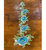 49X16 CM ÜTÜ İLE YAPIŞAN PAYETLİ KESİLEBİLİR DEMET ÇİÇEK APLİKE ARMA YAMA DİKİŞ (Turkuaz)