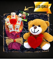 Kişiye Özel Fotoğraflı Led Işıklı Kalpli Ayıcıklar Buketi & Kalpli Peluş Ayıcık (Fuşya)