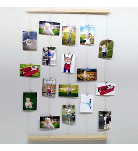 Işıklı çerçeve Kişiye Özel 12 Fotoğraflı Mandallı Jüt İpli 3 Mt Led Işıklı Masif Ahşap Fotoğraf Çerçeve Askısı (Kahverengi Açık)