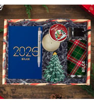 eJOYA Kişiye Özel Hoş Geldin 2026 & Ekose Tasarım Yeni Yıl Hediye Kutusu 112670 (Model 2)