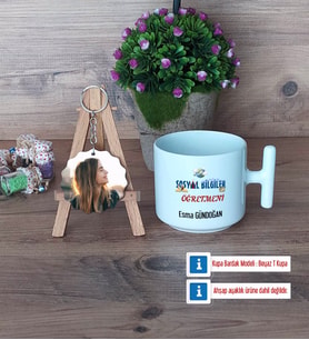 Sosyal Bilgiler Öğretmeni Kupa Bardak Beyaz ve Fotoğraflı Ahşap Anahtarlık Hediye Öğretmenler Günü Hediyesi (Model 12)