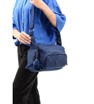 Klinkır Kumaş Kadın Postacı Omuz Çantası Çapraz Askılı Çok Cepli Su İtici Kumaş 30*20 Cm (Lacivert)