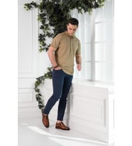 ECER REGULAR FİT LACOST KUMAŞ POLO YAKA PAMUKLU ERKEK T-SHİRT (Kahverengi)