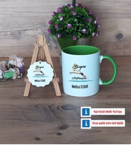 Kadın Yüzme Antrenörü Kupa Bardak Kırmızı ve Ahşap Anahtarlık Hediye (Model 13)