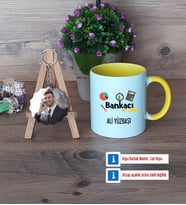 Bankacı Kupa Bardak Beyaz ve Fotoğraflı Ahşap Anahtarlık Hediye (Model 7)
