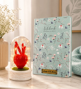Kişiye Özel Defter ve LED Işıklı Kırmızı Kalpli Fanus Sevgiliye Kadına Hediye Seti
