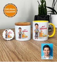 Kişiye Özel Karikatürlü İnşaat Mühendisi Hediye Seti Kupa Bardak, Kalemlik, Anahtarlık Erkek İnşaat Mühendisine Mühendisler Günü Hediyesi (Sarı)