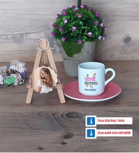 Edebiyat Öğretmeni Türk Kahvesi Fincanı Ahşap Altlıklı ve Fotoğraflı Ahşap Anahtarlık Hediye (Model 6)