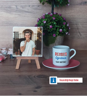 Rehber Öğretmen Fotoğraflı Dekoratif Taş, Ahşap Altlıklı Türk Kahvesi Fincanı Hediye (Model 6)