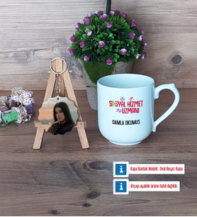 Sosyal Hizmet Uzmanı Kupa Bardak Beyaz ve Fotoğraflı Ahşap Anahtarlık Hediye (Model 5)