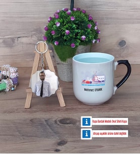 Fen ve Teknoloji Öğretmeni Kupa Bardak Beyaz ve Fotoğraflı Ahşap Anahtarlık Hediye (Model 10)