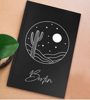 BK Gift Kişiye Özel İsimli Sert Kapaklı Siyah Defter, Arkadaşa Hediye, Yeni İş Hediyesi, Anı Defteri, Doğum Günü Hediyesi (Model 6)