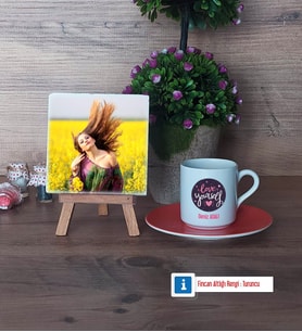 Love Yourself Fotoğraflı Dekoratif Taş, Ahşap Altlıklı Türk Kahvesi Fincanı Hediye (Model 8)