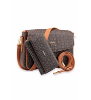 Just Polo Kadın 3 Bölmeli Mıknatıs Kapaklı El ve Omuz Çantası MDS2186-1003 (Kahverengi)