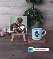 Erkek Kuaförü Fotoğraflı Dekoratif Taş, Ahşap Altlıklı Türk Kahvesi Fincanı Hediye (Model 1)