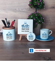 Bilişim Teknolojileri Öğretmeni Hediye Seti Dekoratif Taş, Kalemlik, Ahşap Altlıklı Türk Kahvesi Fincanı, Ahşap Anahtarlık Hediye Öğretmenler Günü Hediyesi (Model 5)