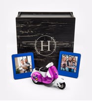 Kişiye Özel Fotoğraflı Vespa Hediye Seti (Model 2)