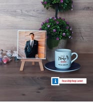 Türkçe Öğretmeni Fotoğraflı Dekoratif Taş, Ahşap Altlıklı Türk Kahvesi Fincanı Hediye Öğretmenler Günü Hediyesi (Model 4)