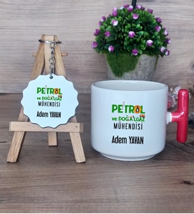 Petrol ve Doğalgaz Mühendisi Hediye Seti Kupa Bardak T Kulplu ve Anahtarlık Mühendisler Günü Hediyesi (Model 1)
