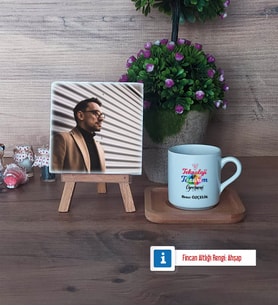 Teknoloji ve Tasarım Öğretmeni Fotoğraflı Dekoratif Taş, Ahşap Altlıklı Türk Kahvesi Fincanı Hediye Öğretmenler Günü Hediyesi (Model 1)