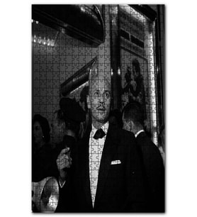 Cakapuzzle Yul Brynner Bıyıklı Siyah Beyaz Fotoğraf Puzzle Yapboz MDF (Ahşap) (500 Parça)