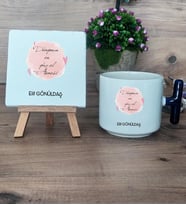 Dünyanın En Güzel Annesi Hediye Seti Kupa Bardak T Kulplu ve Dekoratif Taş Anneye Doğum Günü Anneler Günü Hediyesi (Model 2)