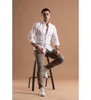 EVRYTİME SLİMFİT PAMUKLU ÇİZGİLİ YAKA DÜĞMELİ UZUN KOL ERKEK YAZLIK GÖMLEK (Kahverengi)